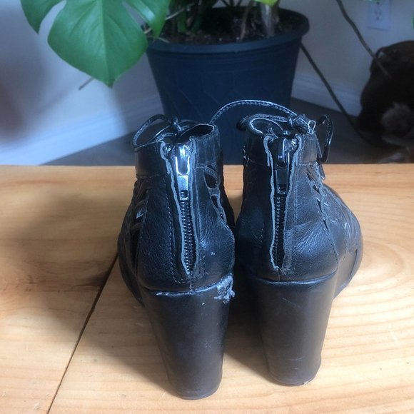 Cage Booties - Picture 3 of 5